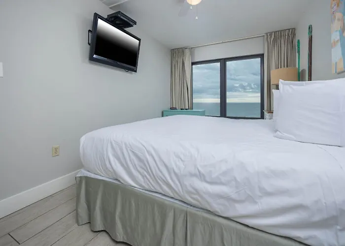 Island Winds East 802 Apartment *